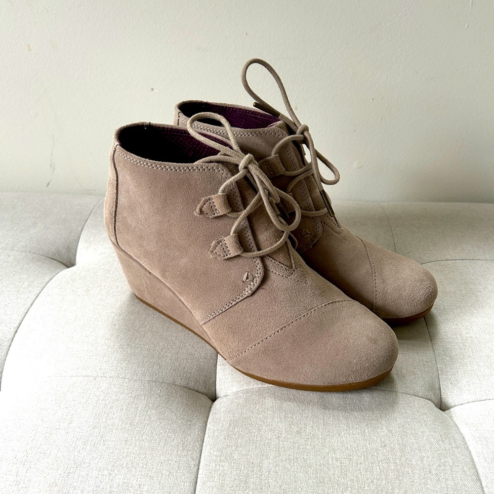 TOMS Women’s Kala Wedge Booties